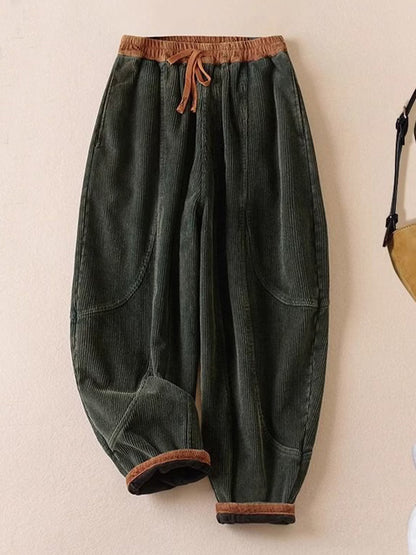 Fleece-lined corduroy trousers with a loose fit