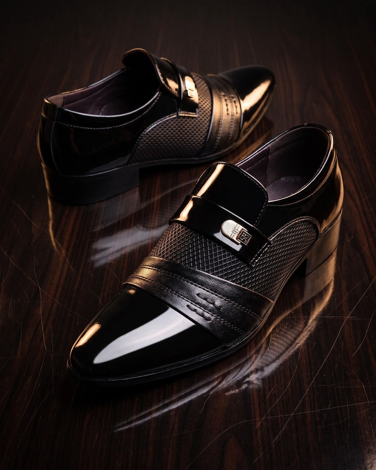 Gualtiero Faux Leather Dress Shoes
